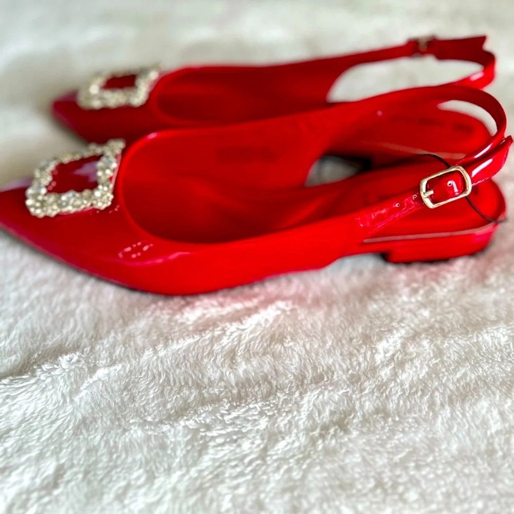 Anne Klein Elegant Red Slingback Heels with Embellished Buckle size 9 med - Picture 3 of 7